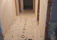 Укладка керамогранита на пол в Янино 2