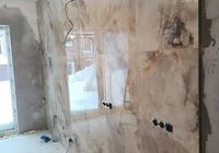 Укладка керамогранита на стены на ул. Парашютная